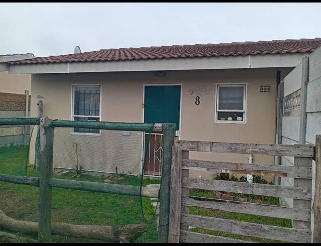 2 BEDROOM HOUSE FOR SALE IN PELIKAN PARK